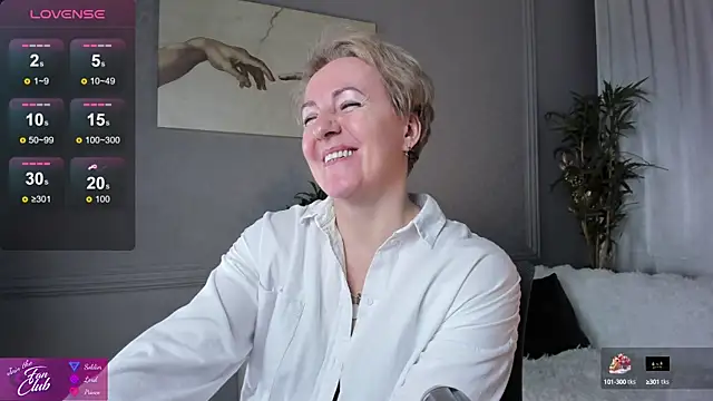 Snapshot of Nika_Smit chatting on February 1, 2:24 pm Nika Smit online show from February 1, 2:24 pm