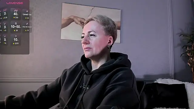 Snapshot of Nika_Smit chatting on March 4, 5:21 am Nika Smit online show from March 4, 5:21 am