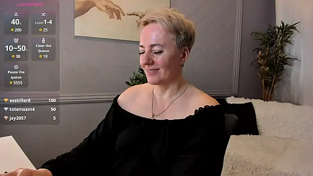 Snapshot of Nika_Smit chatting on March 15, 2:23 pm Nika Smit online show from March 15, 2:23 pm