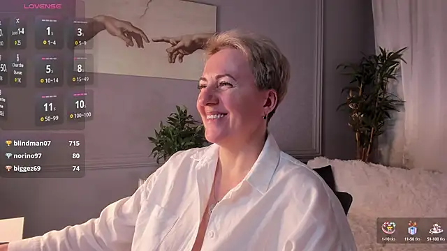 Snapshot of Nika_Smit chatting on March 22, 2:47 pm Nika Smit online show from March 22, 2:47 pm