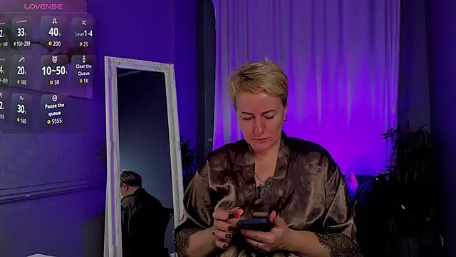 Snapshot of Nika_Smit chatting on October 24, 4:53 am Nika Smit online show from October 24, 4:53 am