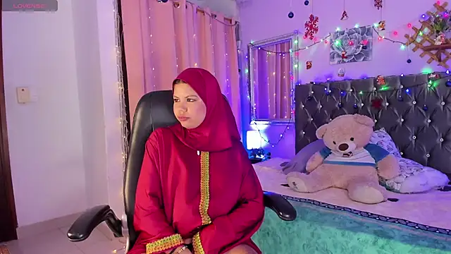 ShairaAwada online show from December 5, 12:33 pm