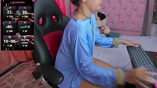 ShairaAwada online show from January 18, 6:34 am