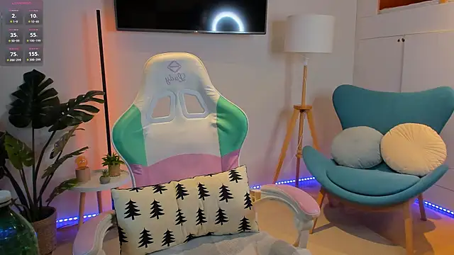 Hailey Green online show from April 28, 2:49 am