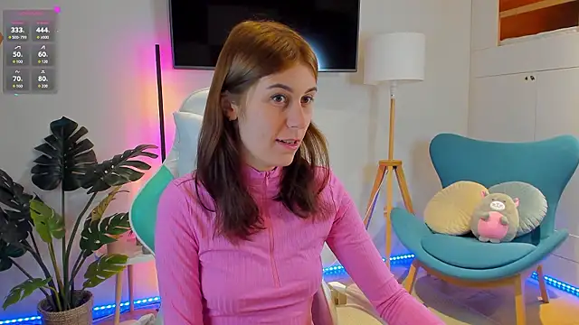 Hailey Green online show from July 6, 9:06 pm