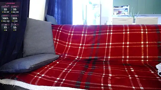 Blond Woman online show from March 21, 10:28 am