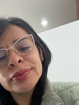 Snapshot of NATHALIA-28_ chatting on July 28, 2:13 pm NATHALIA-28 online show from July 28, 2:13 pm