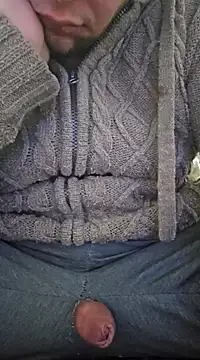 Snapshot of lapa525 chatting on December 10, 2:06 pm lapa525 online show from December 10, 2:06 pm