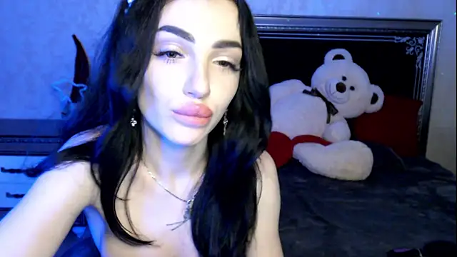 NancyLovee  online show from December 27, 4:04 am