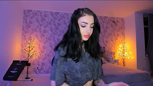 Snapshot of NancyLovee_ chatting on January 31, 10:41 pm NancyLovee online show from January 31, 10:41 pm