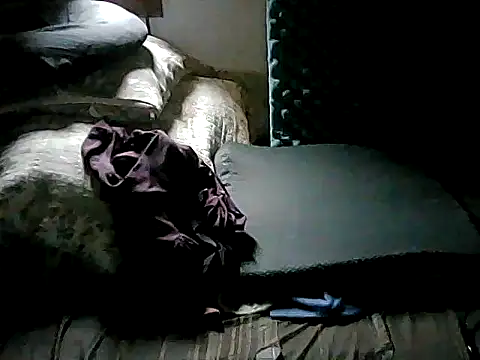 Snapshot of gloria7v05 chatting on March 14, 8:06 pm gloria7v05 online show from March 14, 8:06 pm