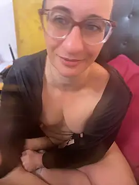 gloria7v05 online show from June 10, 3:00 pm