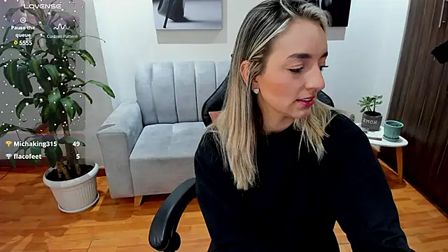 Snapshot of Katapinter chatting on January 28, 10:12 pm Katapinter online show from January 28, 10:12 pm