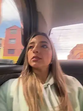 Snapshot of Katapinter chatting on November 20, 2:39 pm Katapinter online show from November 20, 2:39 pm