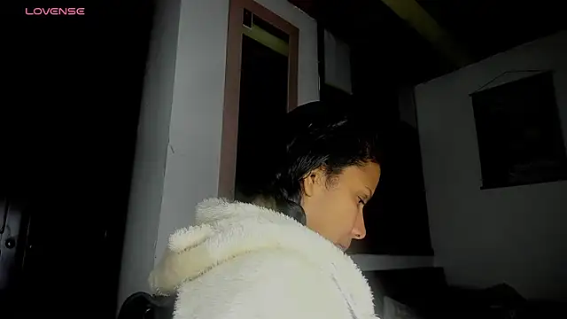 Snapshot of Nenita_Hot_ chatting on October 1, 4:07 am Nenita Hot online show from October 1, 4:07 am