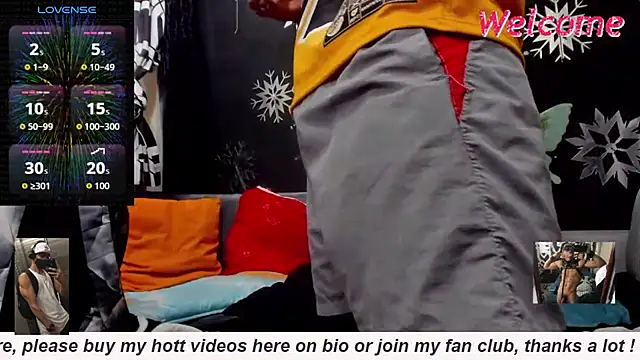 MikeRose94 online show from April 3, 6:50 pm