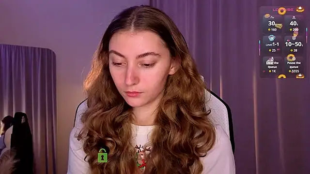 Snapshot of lady_curls chatting on December 2, 10:05 pm lady curls online show from December 2, 10:05 pm