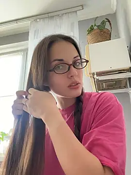 AmiLavs online show from February 9, 11:04 am