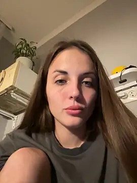 AmiLavs online show from October 21, 7:36 pm