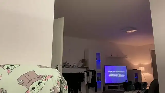 Snapshot of EmilyWi_ chatting on January 25, 4:46 pm EmilyWi online show from January 25, 4:46 pm