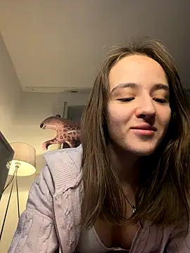 EmilyWi  online show from December 17, 10:05 pm