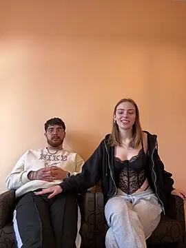 MrAndMrsSavage online show from March 4, 3:15 pm