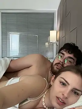 MrAndMrsSavage online show from March 22, 1:30 pm