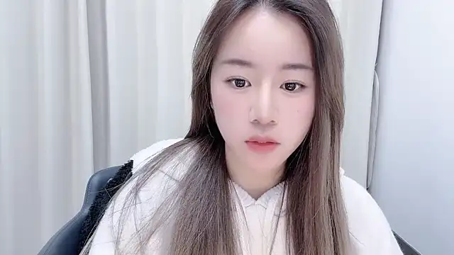 chloe-01 online show from December 24, 12:22 pm