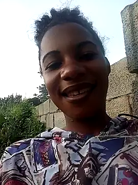 Snapshot of Yourlittlegirl19 chatting on December 18, 3:58 am Yourlittlegirl19 online show from December 18, 3:58 am
