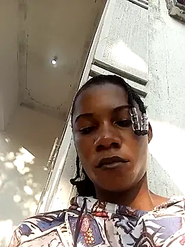 Snapshot of Yourlittlegirl19 chatting on December 30, 5:04 am Yourlittlegirl19 online show from December 30, 5:04 am