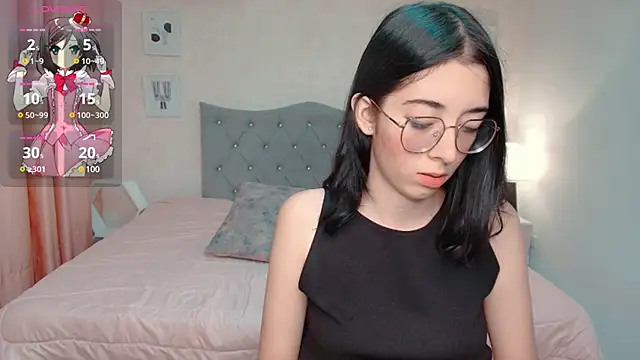 Snapshot of brooklove_doll chatting on February 4, 7:33 pm brooklove doll online show from February 4, 7:33 pm