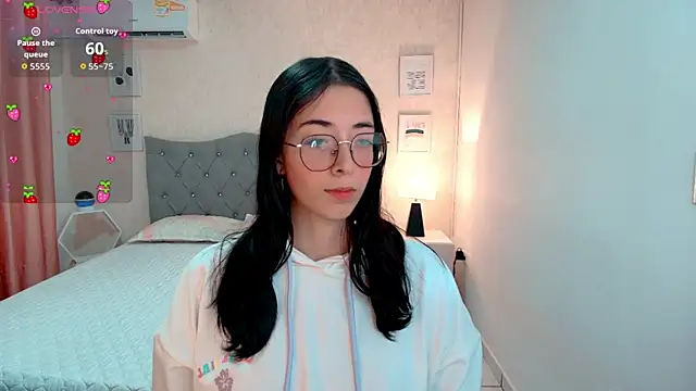Snapshot of brooklove_doll chatting on September 23, 1:52 am brooklove doll online show from September 23, 1:52 am
