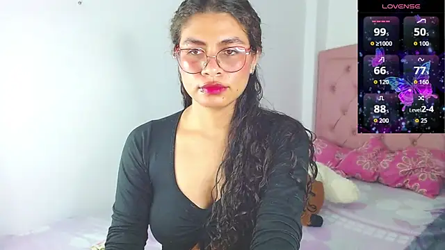 Snapshot of Cynthia_hazel chatting on November 27, 3:41 am Cynthia hazel online show from November 27, 3:41 am