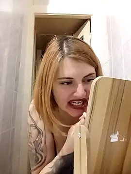 Snapshot of SckayilaGray chatting on February 12, 3:16 pm SckayilaGray online show from February 12, 3:16 pm