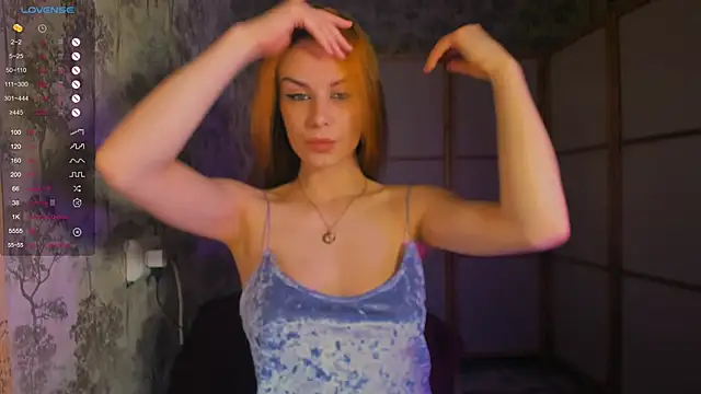 the perfectgirl online show from January 25, 3:41 pm