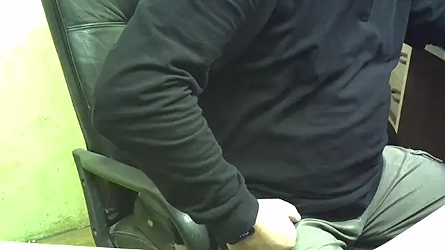 nikdov3 online show from September 18, 4:36 am