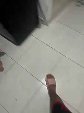 andy 0018 online show from April 30, 6:09 am