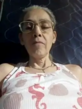 Snapshot of NanitaFun chatting on June 1, 11:39 pm NanitaFun online show from June 1, 11:39 pm