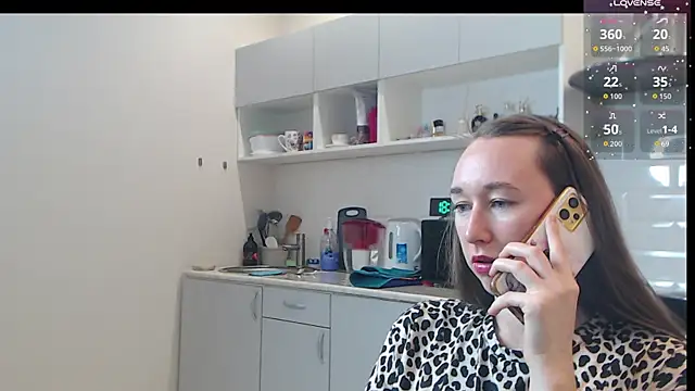 Snapshot of --Model--2 chatting on September 25, 3:16 pm --Model--2 online show from September 25, 3:16 pm