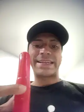 Snapshot of jeremiabello chatting on November 14, 11:13 pm jeremiabello online show from November 14, 11:13 pm