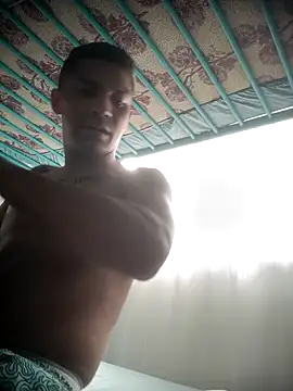 Snapshot of jeremiabello chatting on January 6, 7:17 pm jeremiabello online show from January 6, 7:17 pm