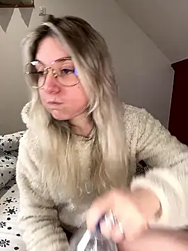 carlaaa online show from January 7, 9:17 pm