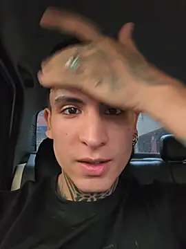 Snapshot of christangel_96_ chatting on December 5, 6:26 pm christangel 96 online show from December 5, 6:26 pm