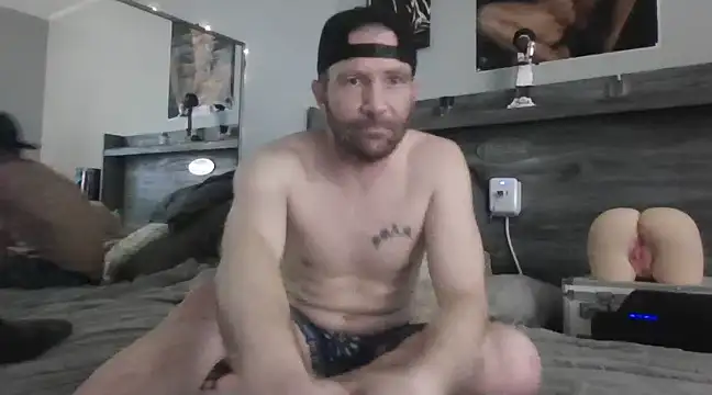 Edward LongCock online show from January 21, 7:58 am