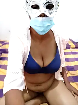 Snapshot of Amaaya_Baby chatting on January 15, 4:36 am Amaaya Baby online show from January 15, 4:36 am