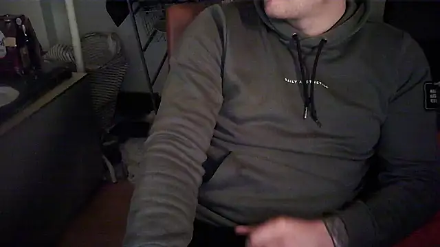 Snapshot of gezelligesiebren chatting on October 2, 11:01 pm gezelligesiebren online show from October 2, 11:01 pm