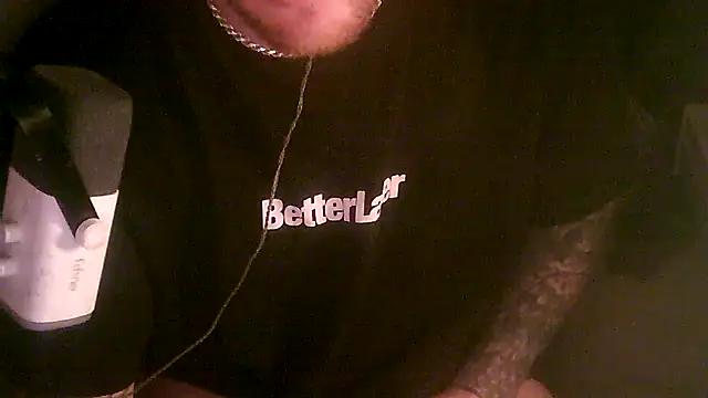 Snapshot of gezelligesiebren chatting on April 8, 3:39 am gezelligesiebren online show from April 8, 3:39 am