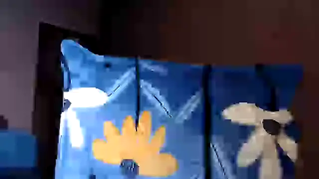 Snapshot of boobassymom chatting on January 25, 2:47 am boobassymom online show from January 25, 2:47 am