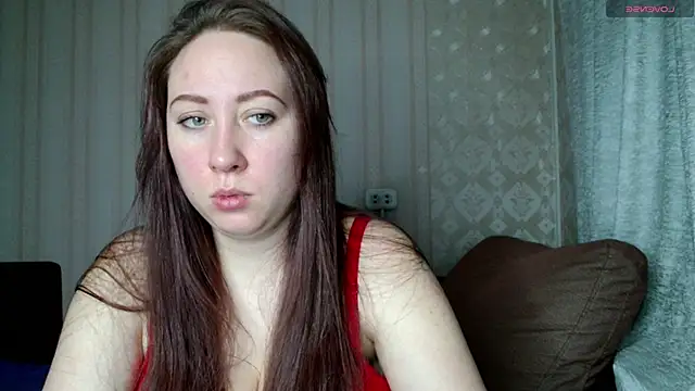 Snapshot of KellyCrystall chatting on January 8, 1:53 am KellyCrystall online show from January 8, 1:53 am