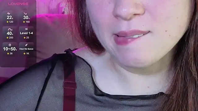 Snapshot of KellyCrystall chatting on October 31, 3:29 am KellyCrystall online show from October 31, 3:29 am